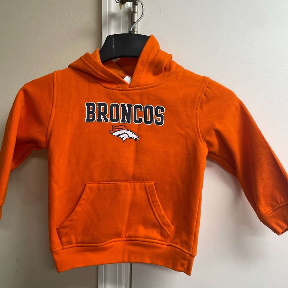 Kids orange broncos hoodie size 4t